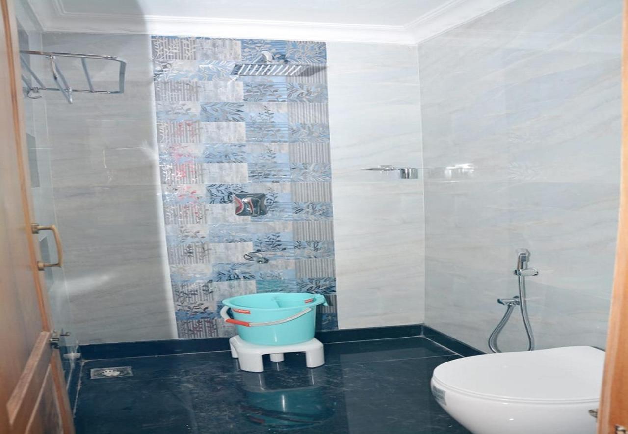 Anandha Grand Lodge Tiruchchendur Ngoại thất bức ảnh