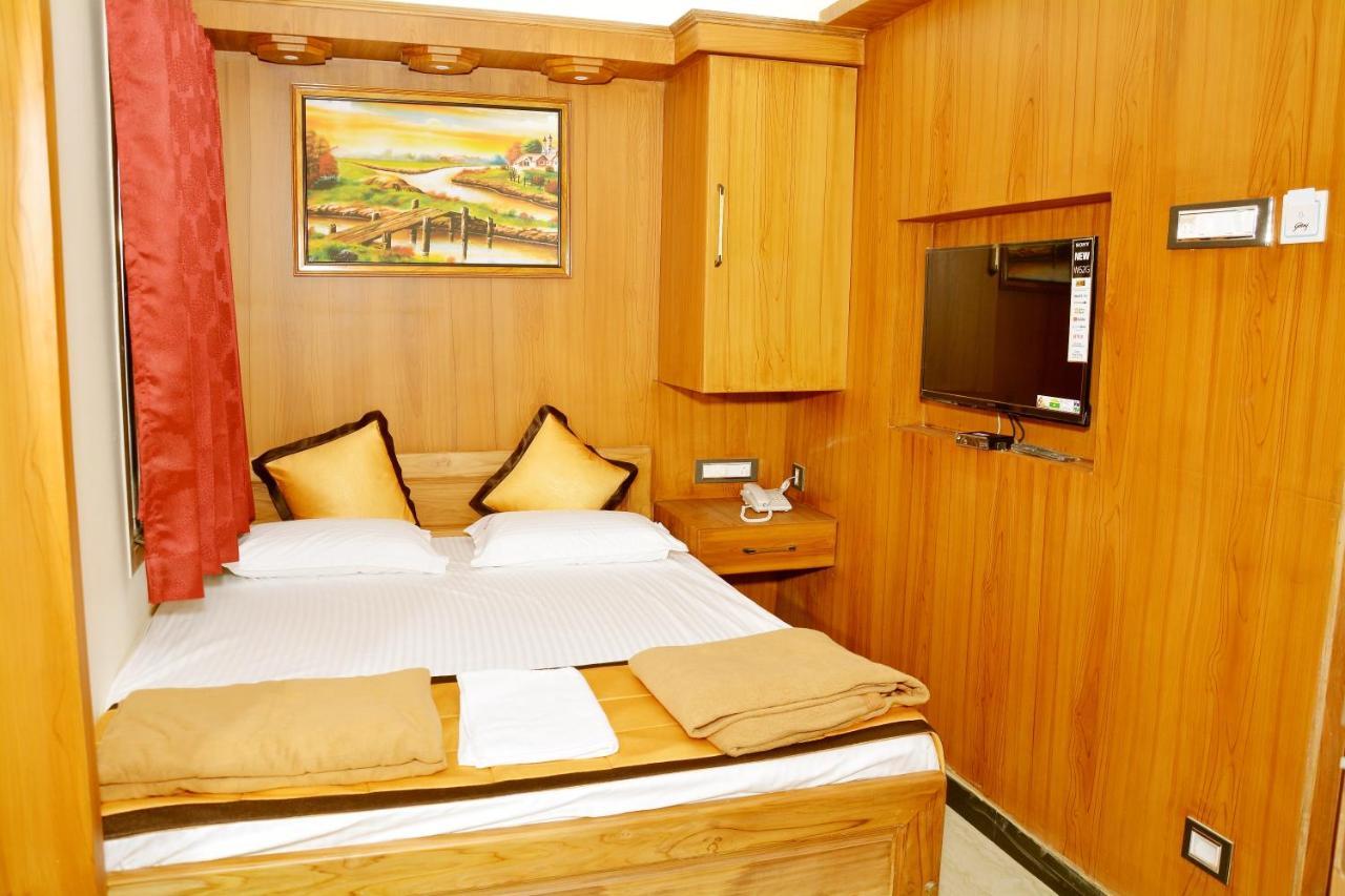 Anandha Grand Lodge Tiruchchendur Ngoại thất bức ảnh